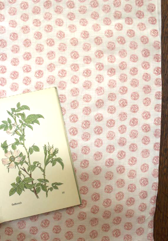 LINNETリネンプリント ローズドット<br />イングリッシュローズ